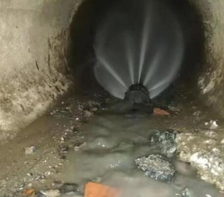 秭归市政管道清淤