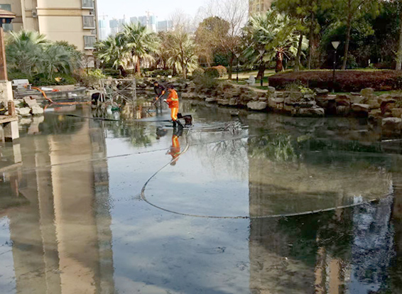 秭归景观池淤泥清理